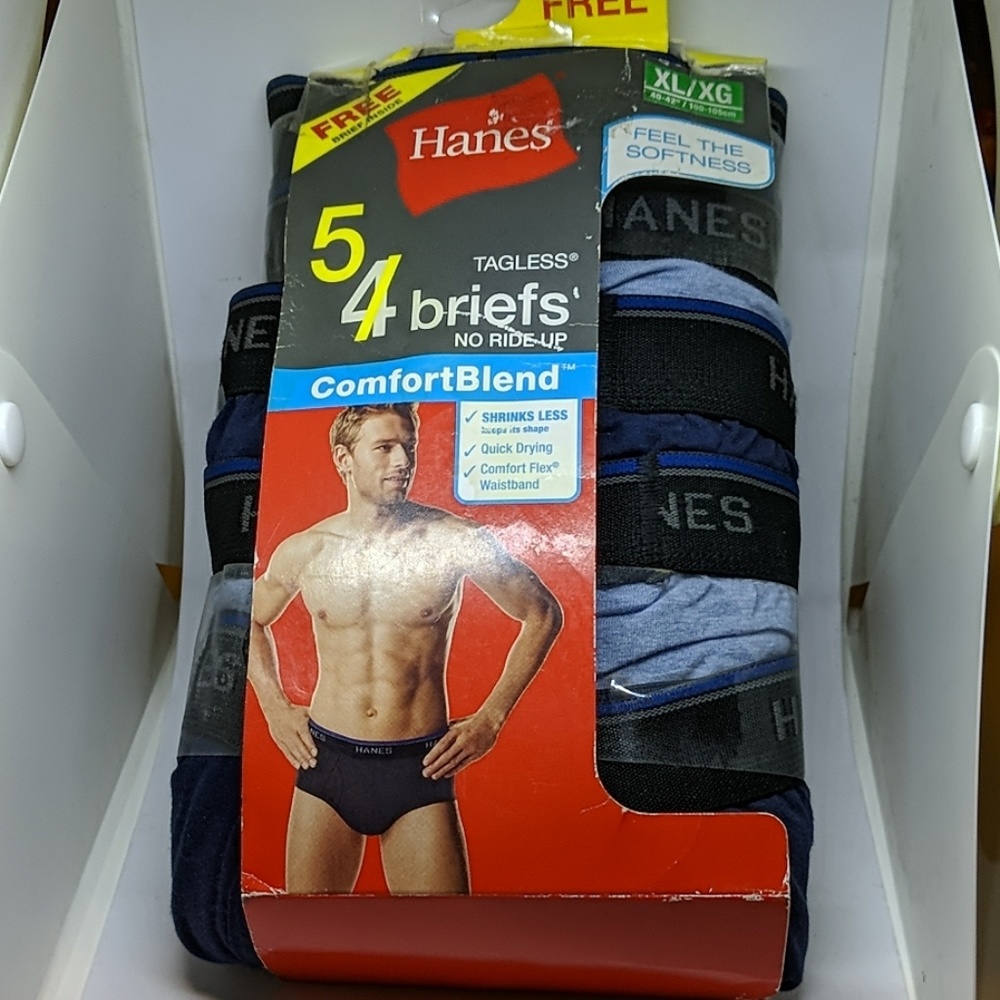 Hanes ComfortBlend briefs. 5 pack.